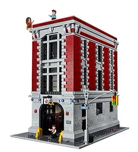 LEGO Exclusives Base de la estación de Bomberos - Juegos de construcción (Multicolor, 16 año(s), 4634 Pieza(s), Película, 25 cm, 38 cm)