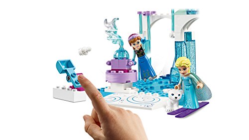 LEGO Juniors Princesas Disney - Zona de juegos invernal de Anna y Elsa (10736)