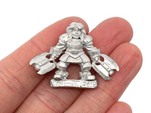 Stonehaven Miniatures Figura en miniatura enana berserker femenina, 100% metal de peltre – 23 mm de alto – (para juegos de guerra de mesa de escala de 28 mm) – Fabricado en Estados Unidos