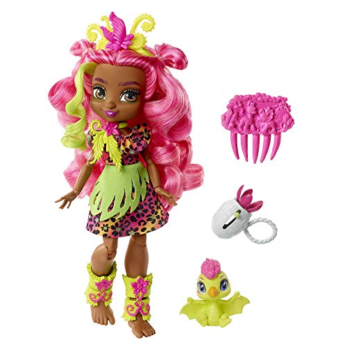 Cave Club Muñeca Fernessa, muñeca prehistórica con mascota y accesorios (Mattel GNL85)