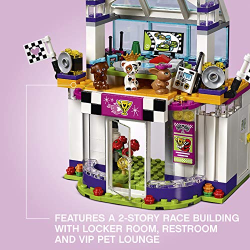 LEGO Friends - Día de la Gran Carrera, Juguete de Karts para Niñas y Niños de 7 a 12 Años con Mini Muñecas, Incluye Podio, Trofeos y Accesorios (41352)