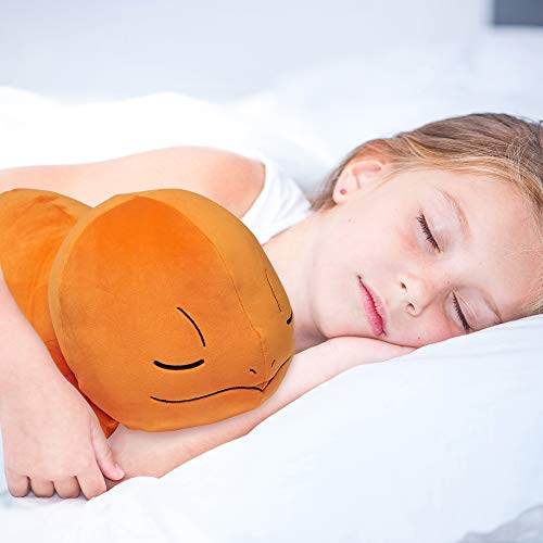 PoKéMoN de Peluche de Charmander Durmiente de 45 cm - Material de Felpa Ultra Suave, Jugar, abrazar y Dormir - Gotta Catch ‘Em All