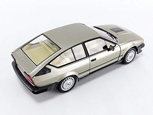 Solido 421185760 Alfa Romeo GTV6 1984 - Coche de Modelo, Zinc Fundido a presión, Escala 1:18, Color Plateado