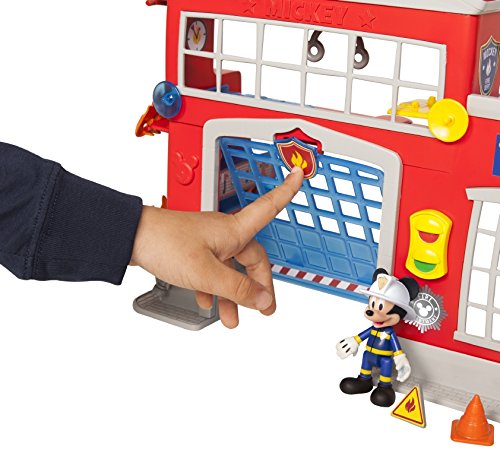 IMC Toys 181939 - Estacion de bomberos ¡al rescate! mickey