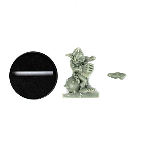 War World Gaming Gutrot Greenskins - Jugador Estrella Goblin Fanático – 28mm Escala Fútbol Miniatura Fantasía Trol Duende Trasgo Pintar Colección Personaje Seguimiento Envío