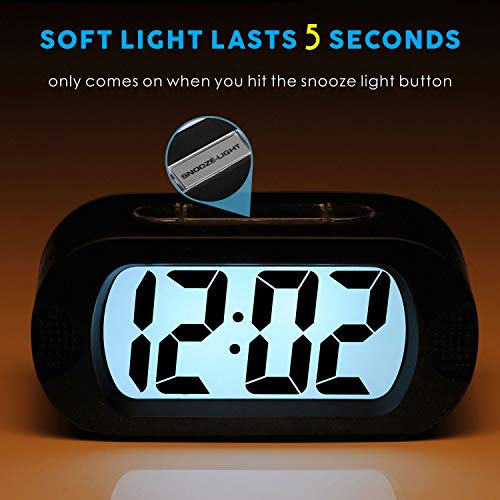 Reloj Despertador Digital LCD Plumeet de Viaje, con Gran Pantalla, fácil de configurar, con Snooze y luz de Noche, Alarma con Sonido Ascendente y portátil, el Regalo Ideal para niños (Negro)