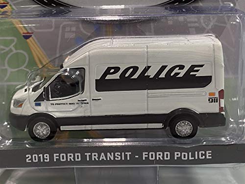 2019 Ford Transit Police 1:64 Route Runners Greenlight 53010