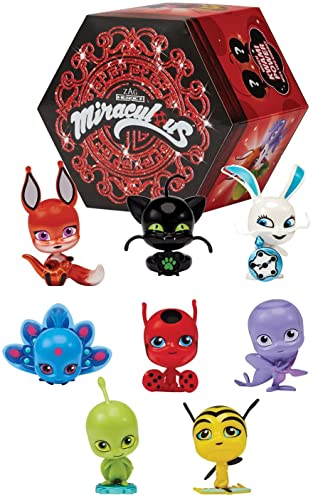 BANDAI-P50500 Miraculous: Tales of Ladybug & Cat Noir Ladybug P50500-Caja Sorpresa con minifigura de Kwami para coleccionar, Modelo Aleatorio, Multicolor (P50500)