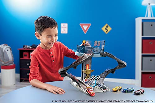 Disney Cars - Torre de Rusteze Centro de Entrenamiento (Mattel GJW42) , color/modelo surtido