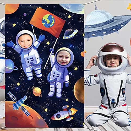 DPKOW Espacial Astronauta Fiesta Photocall Pancarta para Niños Cumpleaños, Espacial Astronauta Telón de Fondo Pancarta, Divertidos Cara Juego para Niños Astronauta Fiesta Decoración Artículos