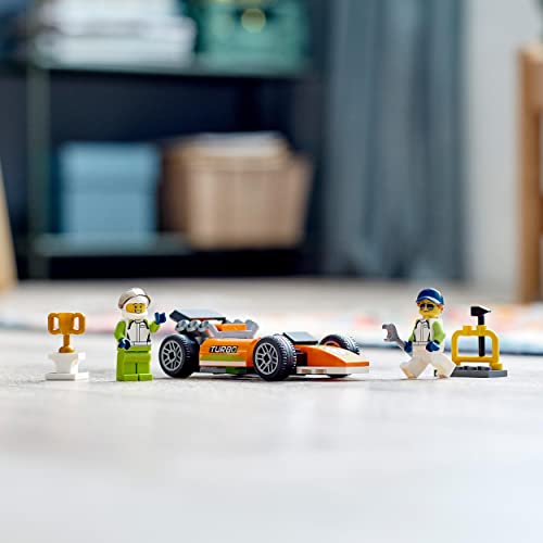 LEGO 60322 City Coche de Carreras de Juguete de Estilo F1 para Niños Preescolares 4 Años con Mini Figuras