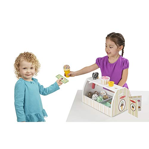 Melissa & Doug Set De 28 Piezas De Madera para Preparar Helados, Wooden Ice Cream Counter + Birthday Party Wooden Play Food Fiesta De Cumpleaños Comida De Juego De Madera, Multicolor