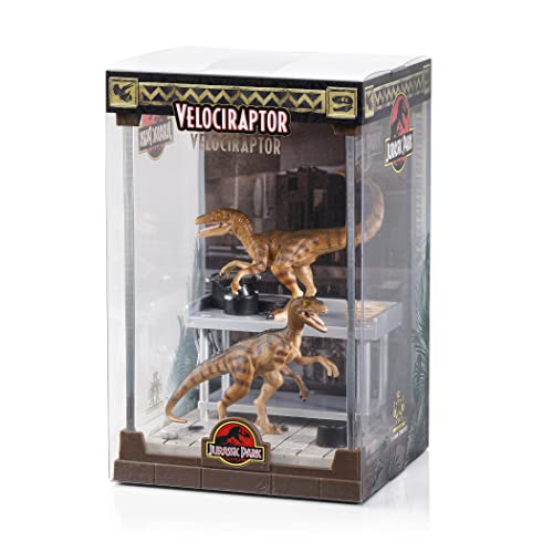 The Noble Collection Velociraptor Diorama