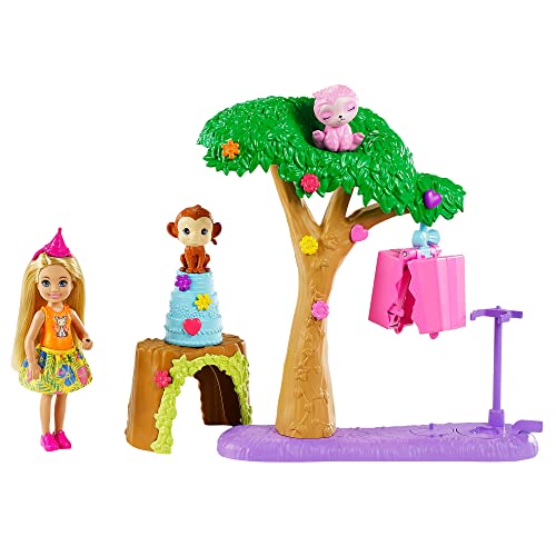 Barbie y Chelsea El cumpleaños perdido, Chelsea cumpleaños con piñata, muñeca con set de juego con accesorios y mascotas (Mattel GTM84)