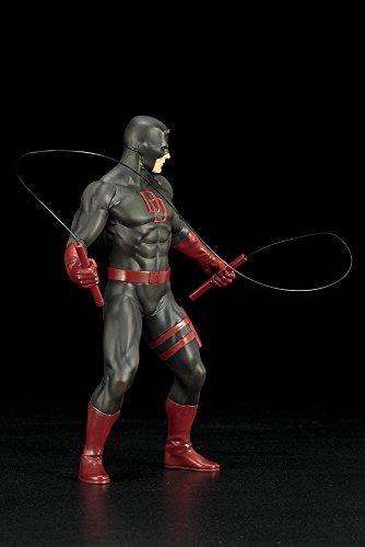 Daredevil Traje Negro Estatua 18.5 CM The Defenders Series Marvel ARTFX+