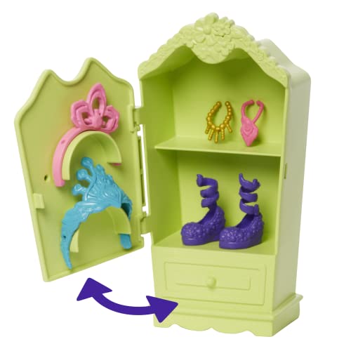 Enchantimals Patter Peacock con Casita de campo, muñeca pavo real con mascota, casa de juguete y accesorios (Mattel GYN61)