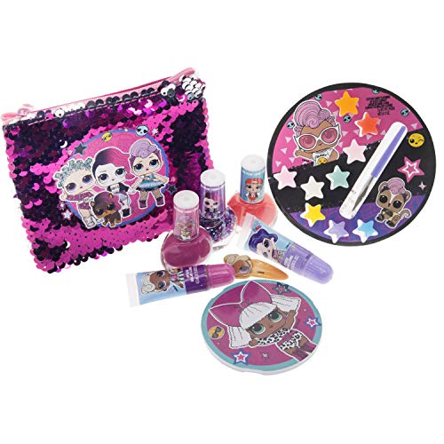 L.O.L Surprise! Townley Girl Makeover Set con más de 20 piezas, que incluyen brillo de labios, esmalte de uñas, uñas a presión, pegatinas de uñas y bolsa de lentejuelas reversible, mayores de 5 años