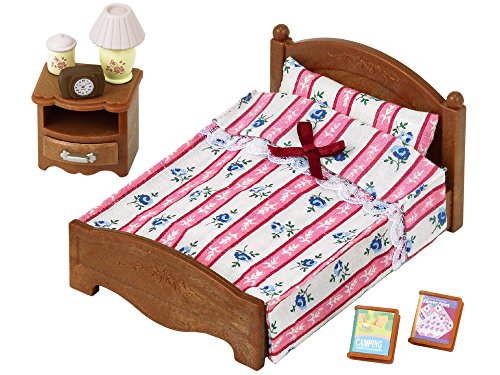 Sylvanian Families - 5339 - Set de salón de hogar + 5019 - Set Cama Doble