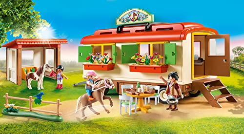 PLAYMOBIL Country 70510 Caravana Campamento de ponis, Juguetes para niños a partir de 4 años