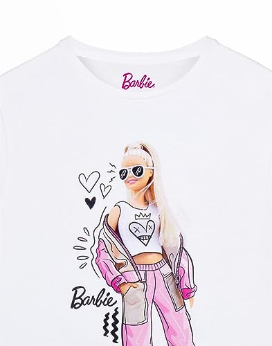 Barbie Pose Girls Camiseta Blanca de Manga Corta | Icónica Marca Diseño lúdico Divertido y Moderno con gráficos Vibrantes | Ajuste cómodo | Moda Femenina | Juego imaginativo | Niños