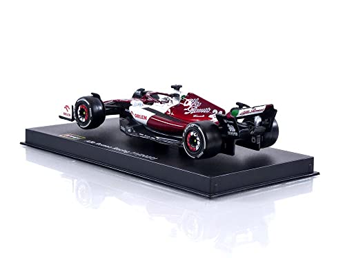 Bburago B18-38068Z Formula 1 Alfa Romeo F1 Team ORLEN C42 (2022) con Casco ZHOU Coche de Carreras Coleccionable a Escala 1:43, Colores Surtidos