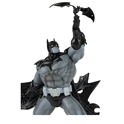 DC Direct - Batman Black & White - Batman by Freddie Williams II (Resin)