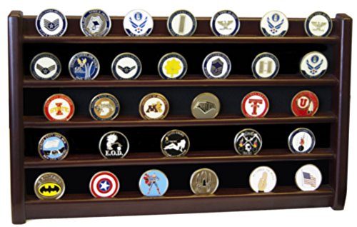 DECOMIL – Estante de 5 Filas Challenge Coin Holder Display Casino Chips Soporte Madera Maciza – Acabado en Cerezo