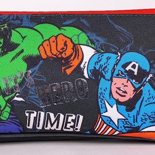 Estuche 3 Compartimentos de Los Vengadores - Multicolor - 22,5x11,5 cm - 100% Poliéster - Cierre de Cremallera - Estampado de Hulk, Spiderman y Capitán América - Producto Original Diseñado en España