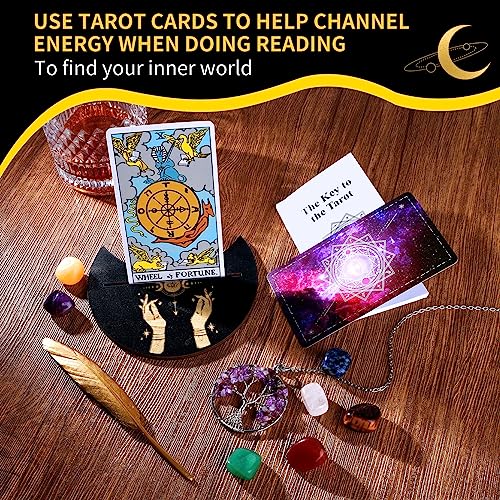 Joyoldelf Juego de cartas de tarot, cartas clásicas de tarot y libro para principiantes, con tarot 1 caja, 3 plumas doradas, 3 soportes para tarjetas de tarot, bolsillo para tarjetas, 7 gemas, cadena