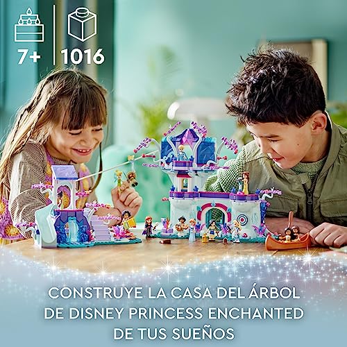 LEGO 43215 Disney Casa del Árbol Encantada, 13 Mini Muñecas: Elsa, Anna, Vaiana, Bella y Princesa Jasmine, Regalo de Reyes para Niñas y Niños de 7 Años, Juguete de Construcción 2 Niveles, Disney 100