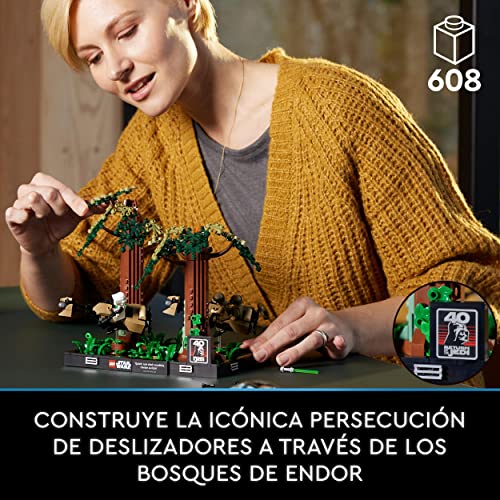 LEGO 75353 Star Wars Diorama: Duelo de Speeders en Endor, Maqueta con Mini Figuras de Princesa Leia, Luke Skywalker y Soldado Explorador, Coleccionable del 40 Aniversario