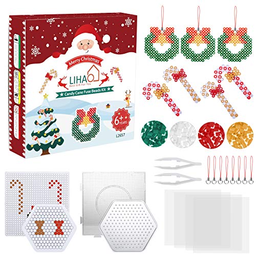 LIHAO Juego de perlas de 5 mm para planchar de Navidad, con placa de conexión, accesorios, coronas, bastones de caramelo, diseño de lazo en paquete de regalo como regalo para niños