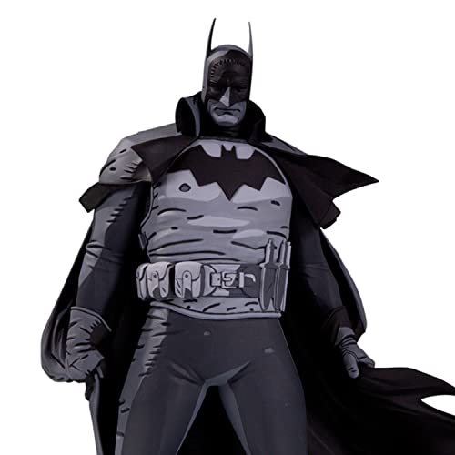 McFarlane Figura de Acción DC Direct - Batman Black & White - Batman by Mike Mignola Multicolor TM30155