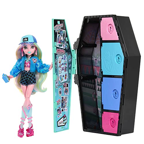 Monster High Skulltimate Secrets Lagoona Blue Muñeca con Armario con 15 Accesorios Sorpresa de Moda