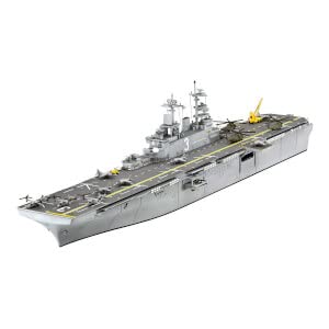 Revell - Maqueta Model Set US Navy Assault Carrier WASP Class