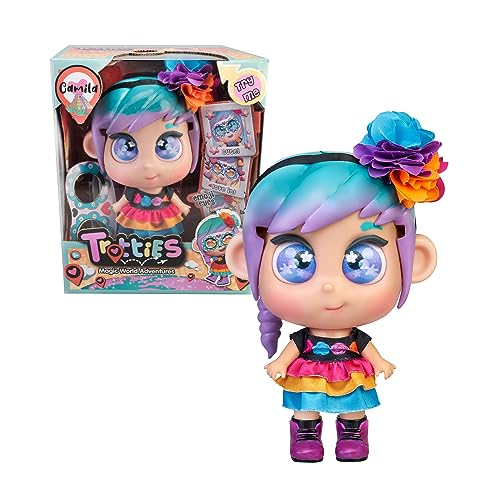 Trotties - Camila, muñeca Mexico de la Serie de Dibujos, con Traje Tradicional del país, máscara de Catrina y Flores en el Pelo, niños y niñas Desde 3 años, Famosa (TFT18000)