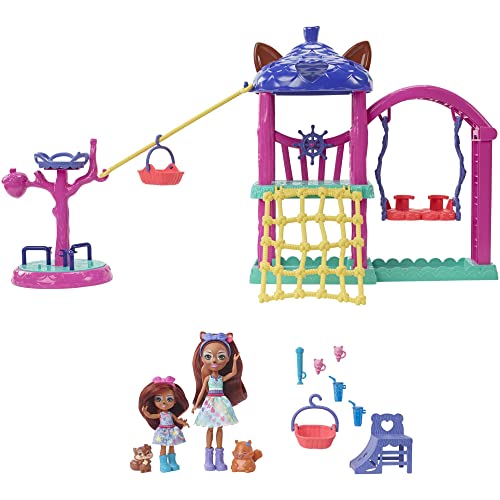 Enchantimals City Tails Parque de juegos de Sabine y Seneca Squirrel Dos muñecas con mascotas ardilla y set de juego con accesorios, juguete de regalo +4 años (Mattel HHC16)