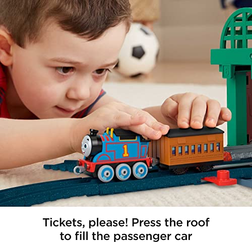 Fisher-Price Thomas & Friends Knapford Station Train Set track with 2 in 1 playset and storage case for preschoolers 3+