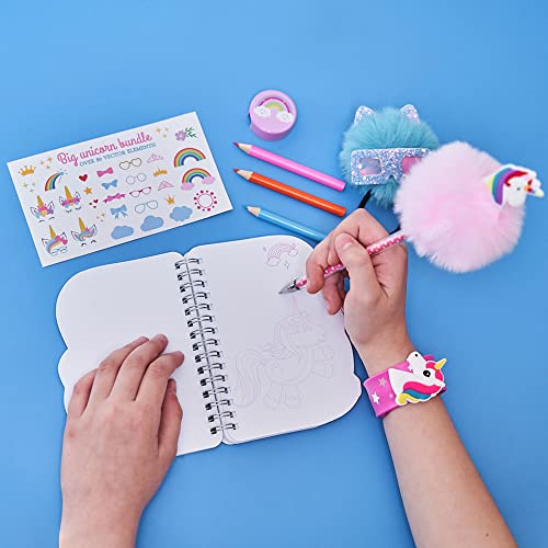 Inca Set Papelería Unicornio + 7 Arítuclos - Pulsera Slap, Goma Para el Pelo, Bolígrafo, Pinturas, Sacapuntas, Libreta y Pegatinas - Papelería Bonita para Niñas - Divertido Pack Papelería para Regalo