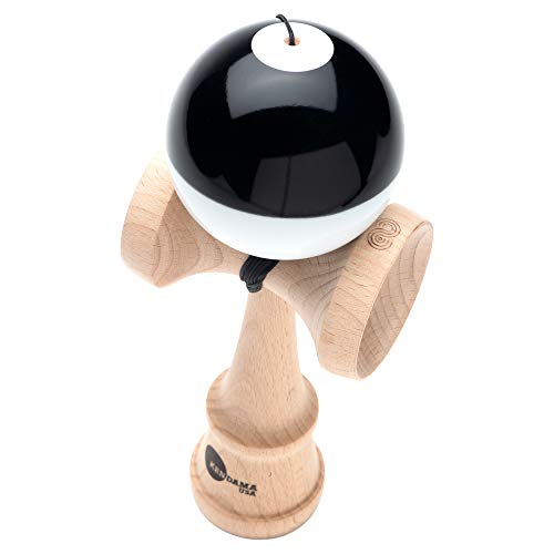 Kaizen Kendama - Super Stick (mitad dividida), color blanco y negro