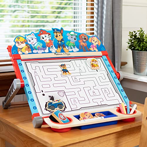 Melissa & Doug Caballete de sobremesa de doble cara con personajes de Patrulla Canina, Paw Patrol, Pizarra de borrado en seco y de tiza, Incluye accesorios e imanes, Juguete educativo y creativo