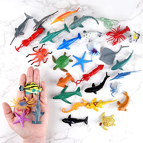 PLULON 32Pcs Figuras de Animales Marinos, Juguetes de Animales de Criaturas Marinas Figuras de Juego para niños Animales de plástico Adornos para Tartas para niños Suministros para Fiestas