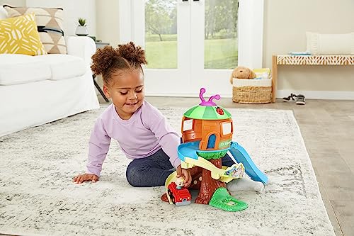 VTech Toot-Toot Drivers CoComelon Tree House - Juego de Pista para niños, Luces, Canciones de CoComelon Oficial, Incluye Auto Todoterreno de JJ Adecuado para 1, 2, 3, 4 años o más, versión en inglés