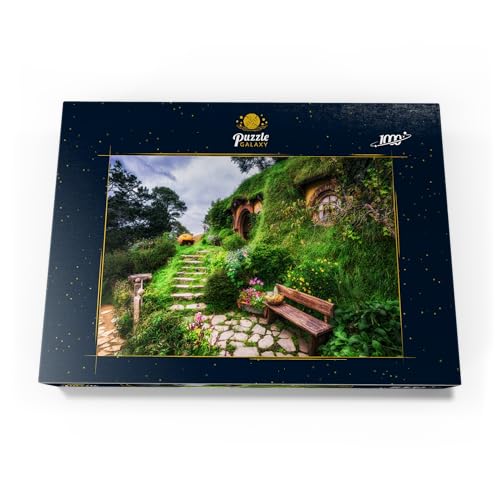 Casa Y Jardín De Bilbo Bolsón En El Plató De La Película El Hobbit, Nueva Zelanda - Premium 1000 Piezas Puzzles - Colección Especial MyPuzzle de Puzzle Galaxy