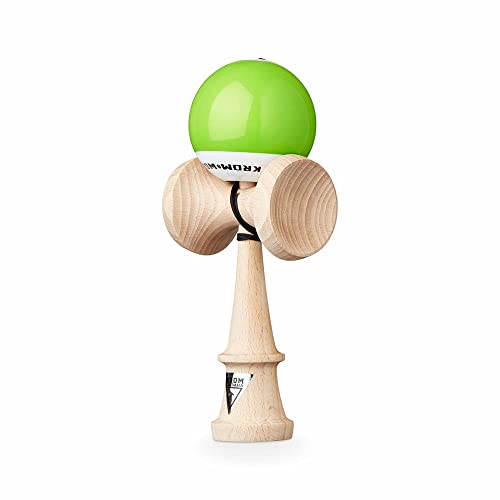 KROM Kendama Original de madera para principiantes y avanzados – Pop Lol verde lima – Juego de habilidad para exteriores e interiores – Juguete de madera con cuerda y pelota