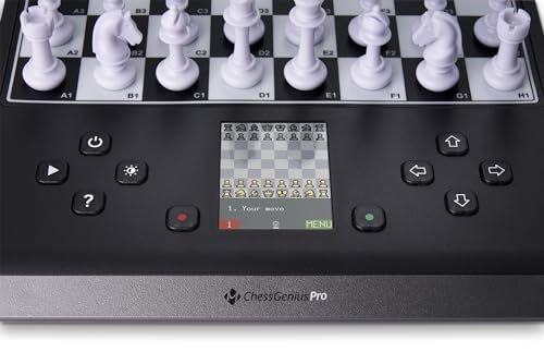 Millennium ChessGenius Pro 2024 - el compañero de Juego entusiastas del ajedrez