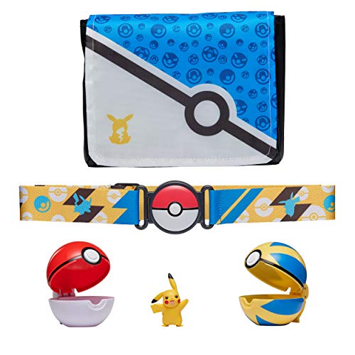 Pokemon Bandolier Set, Cuenta con 1 Figura de Pikachu de 5cm, 2 pokebolas Clip 'N' Go, 1 cinturón de Pokeball Clip 'N' Go y 1 Bolsa de Transporte - La Bolsa se despliega en una Alfombra de Batalla