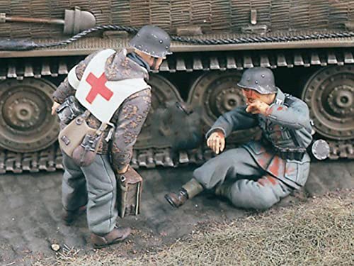 PANGCHENG 1/35 SANITATER Figura de médico y Soldado herido Figura histórica Kit de Resina sin Montar sin Pintar